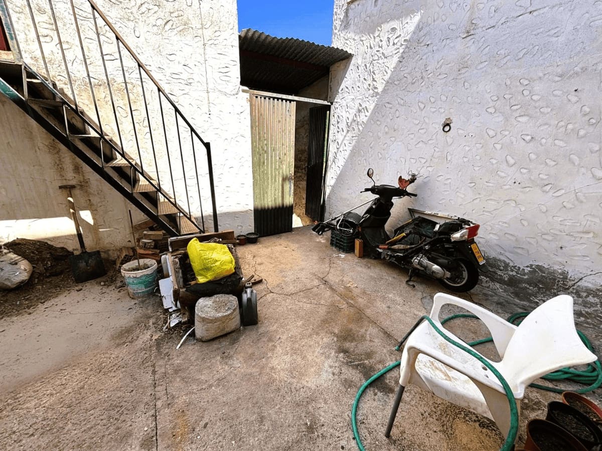 4 bedroom Townhouse for sale in Yunquera - € 188,712 (Ref: 9932555)