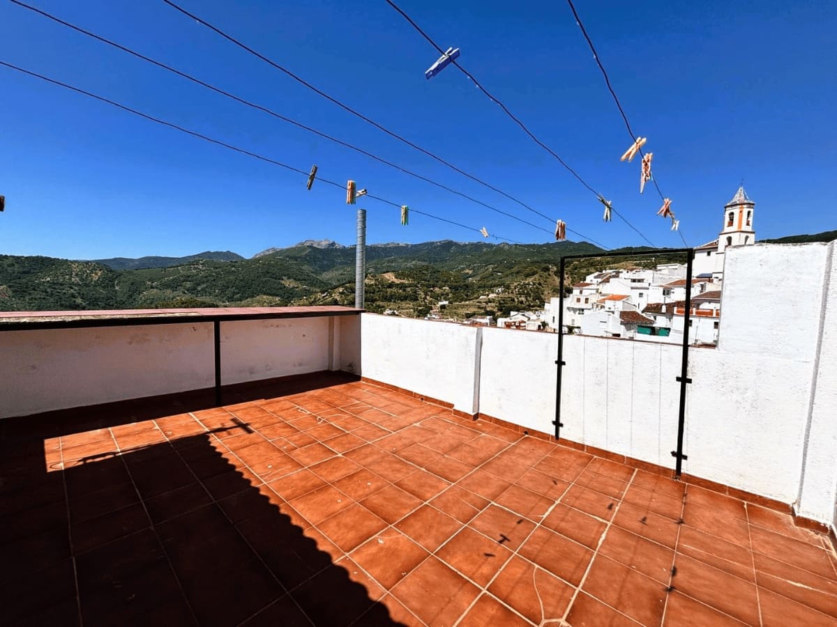 4 bedroom Townhouse for sale in Yunquera - € 188,712 (Ref: 9932555)