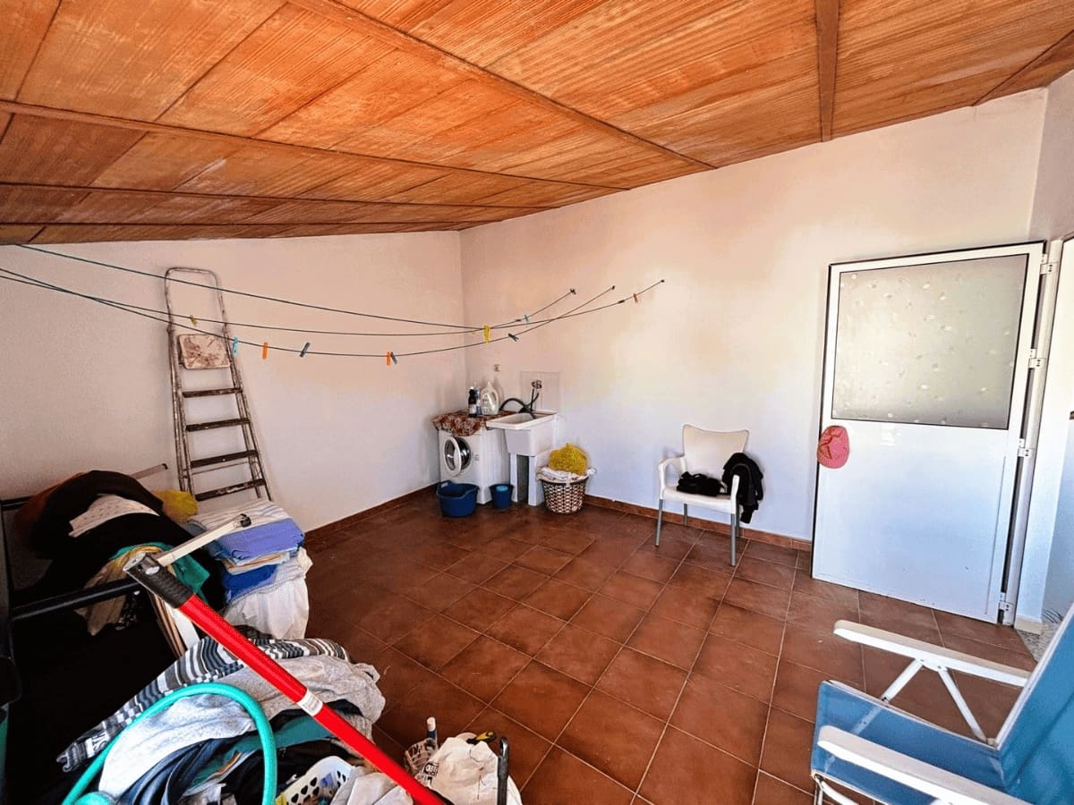 4 bedroom Townhouse for sale in Yunquera - € 188,712 (Ref: 9932555)