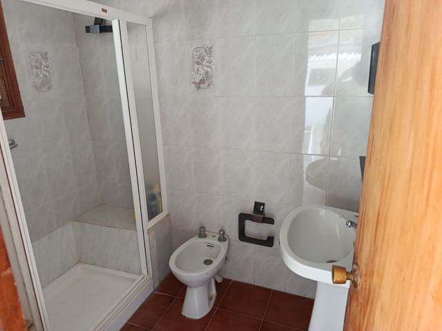 3 quarto Casa em Banda para venda em Salinas, Málaga cidade com garagem - 123 000 € (Ref: 9948882)