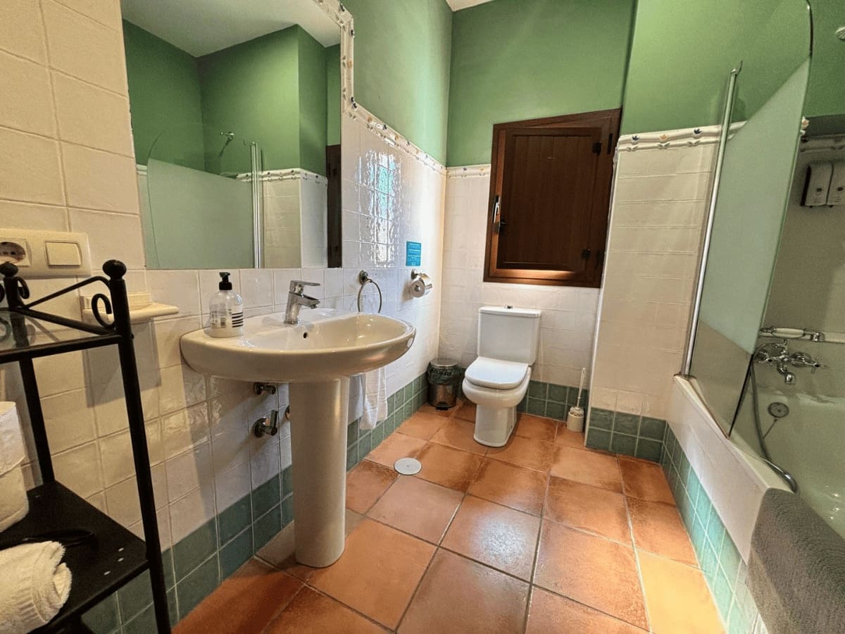 12 bedroom Finca/Country House for sale in Teba with pool - € 1,800,000 (Ref: 9956646)