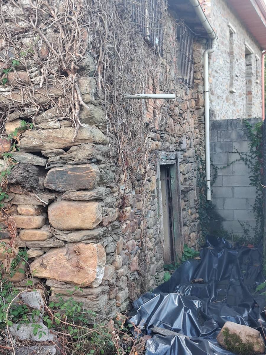 1 bedroom Townhouse for sale in Monforte de Lemos - € 43,600 (Ref: 10009160)