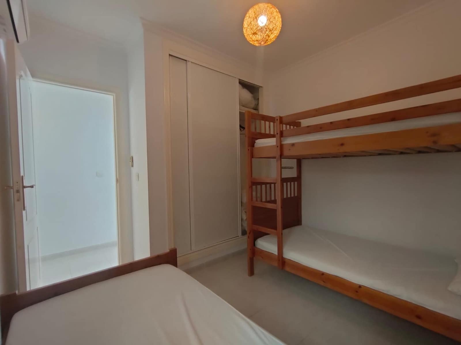 3 makuuhuone Huvila myytävänä paikassa San Juan de los Terreros mukana uima-altaan 
autotalli - 315 000 € (Ref: 10098496)