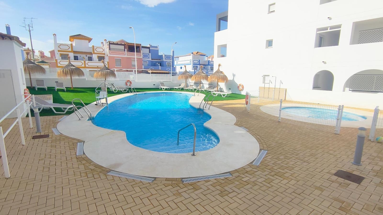 1 sypialnia Apartament na sprzedaż w San Juan de los Terreros z basenem - 155 000 € (Ref: 10136127)