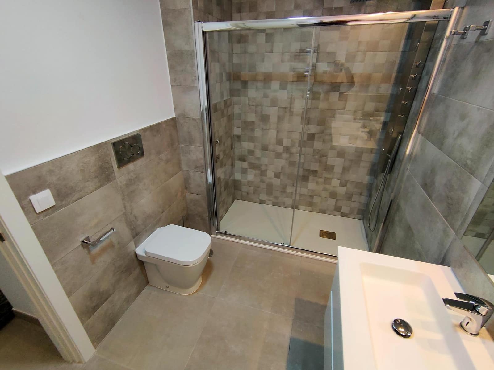 3 bedroom Apartment for sale in San Juan de los Terreros with pool - € 557,000 (Ref: 8246135)