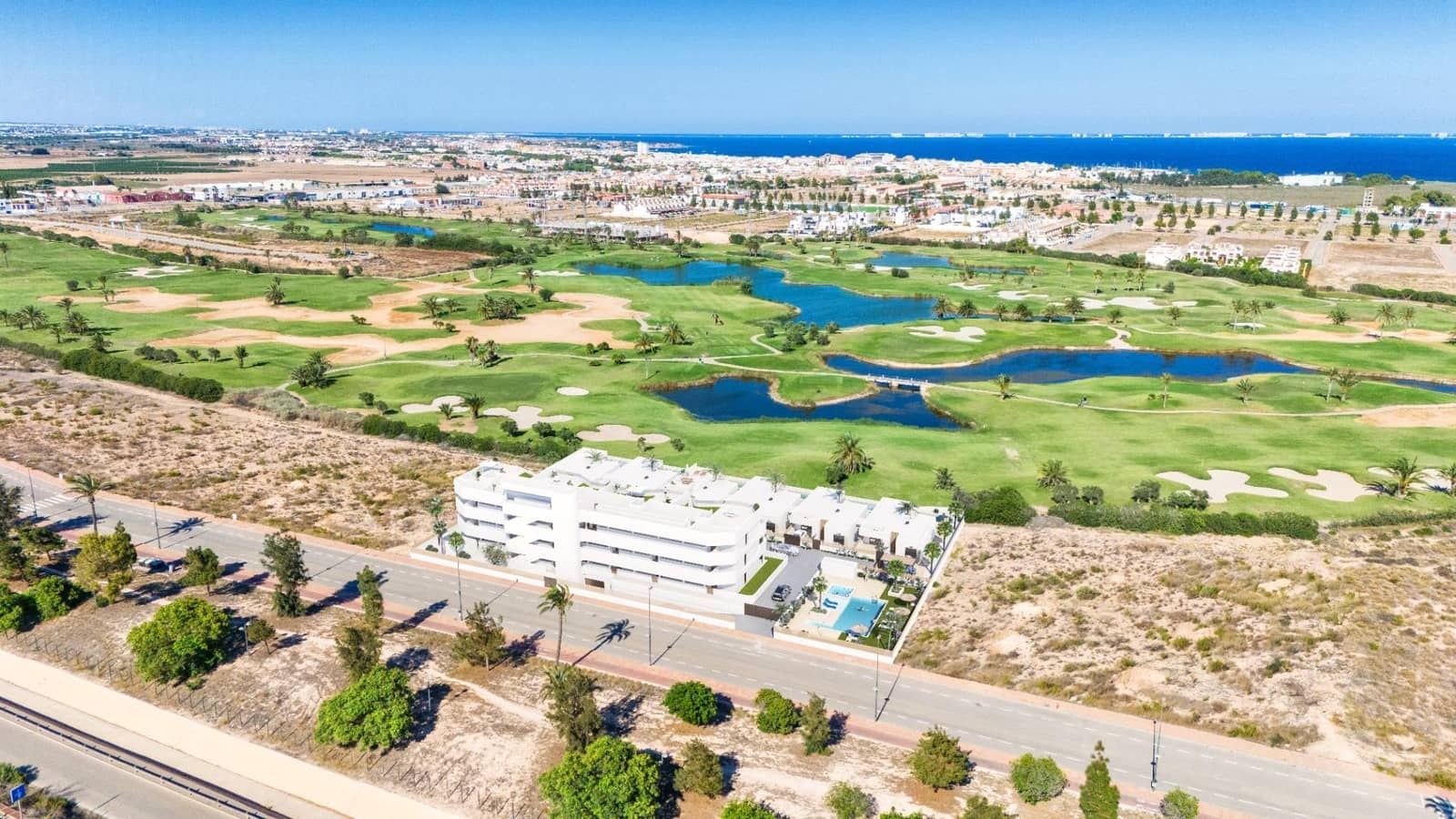 2 bedroom Apartment for sale in Los Alcazares with pool - € 265,000 (Ref: 8610587)