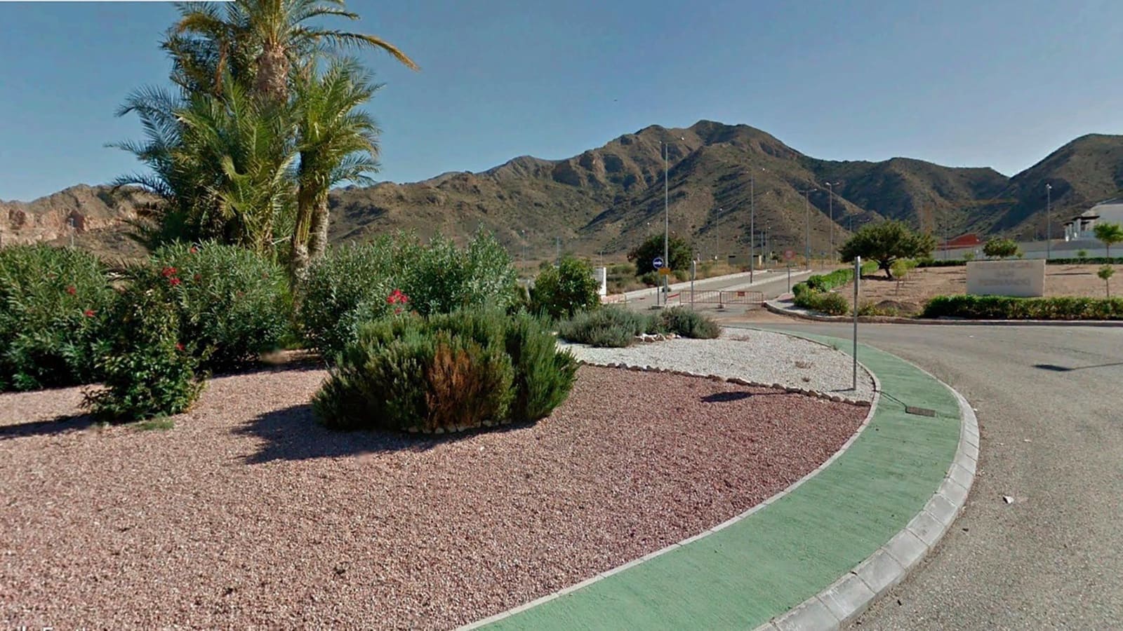 3 bedroom Villa for sale in Cox with pool - € 235,000 (Ref: 8612561)