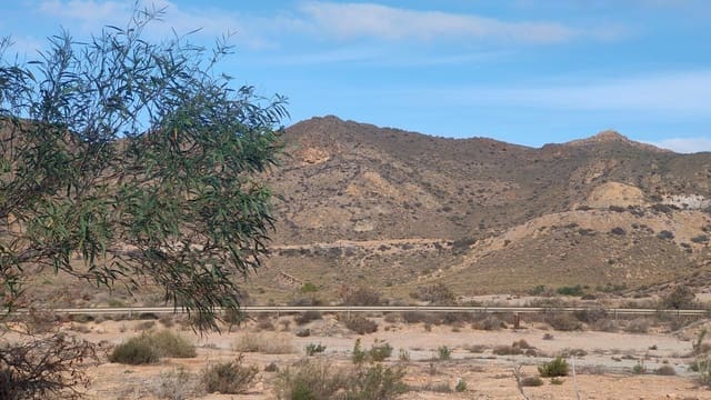 4 Zimmer Finca/Landgut zu verkaufen in San Juan de los Terreros, Pulpí mit Garage - 119.900 € (Ref: 8639392)