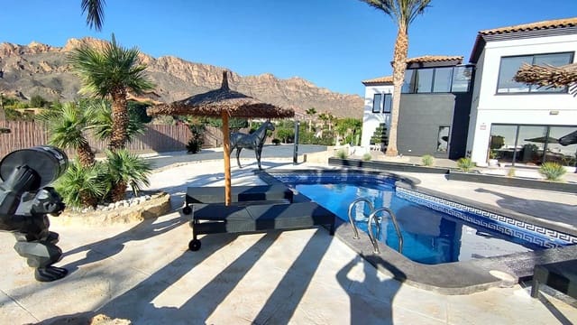 3 sypialnia Willa na sprzedaż w San Juan de los Terreros, Pulpí z basenem - 795 000 € (Ref: 8741636)