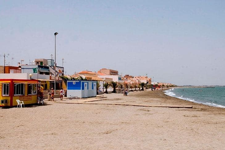 3 soveværelse Semi-Rækkehus til salg i Los Nietos med swimmingpool - € 359.900 (Ref: 8849482)