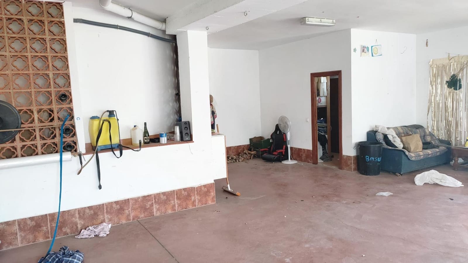 4 bedroom Villa for sale in Cuevas del Almanzora with garage - € 295,000 (Ref: 8923814)