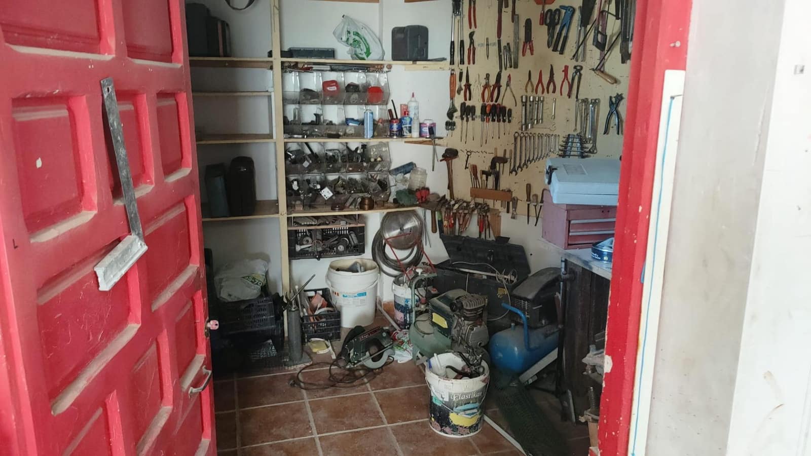 4 bedroom Villa for sale in Cuevas del Almanzora with garage - € 295,000 (Ref: 8923814)