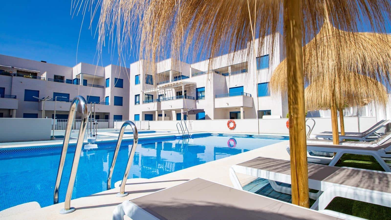 2 soveværelse Penthouse til salg i San Juan de los Terreros med swimmingpool - € 215.000 (Ref: 8968383)