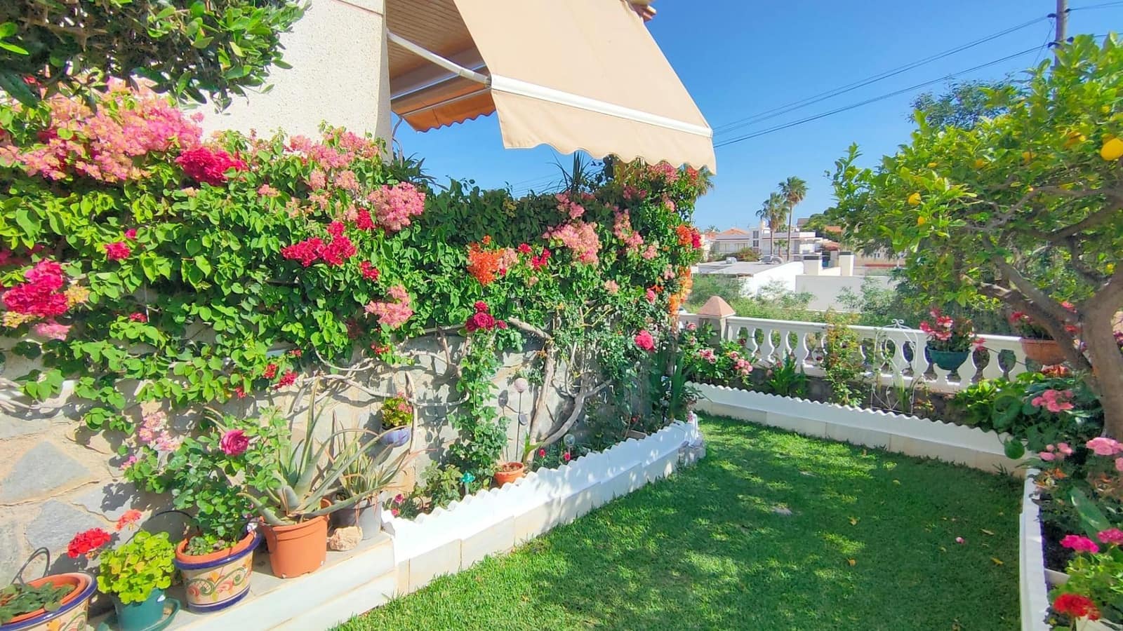 3 bedroom Apartment for sale in San Juan de los Terreros with pool - € 325,000 (Ref: 9008025)