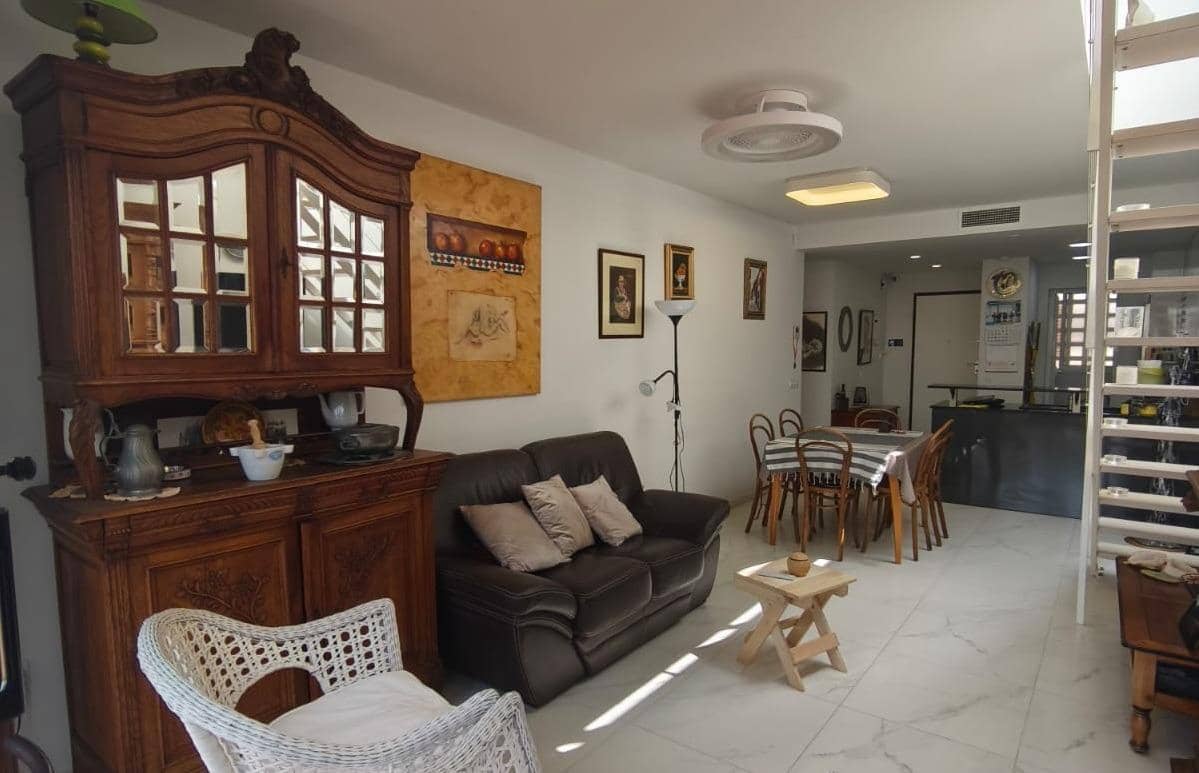 3 makuuhuone Kattohuoneisto myytävänä paikassa San Juan de los Terreros mukana 
autotalli - 269 000 € (Ref: 9193852)