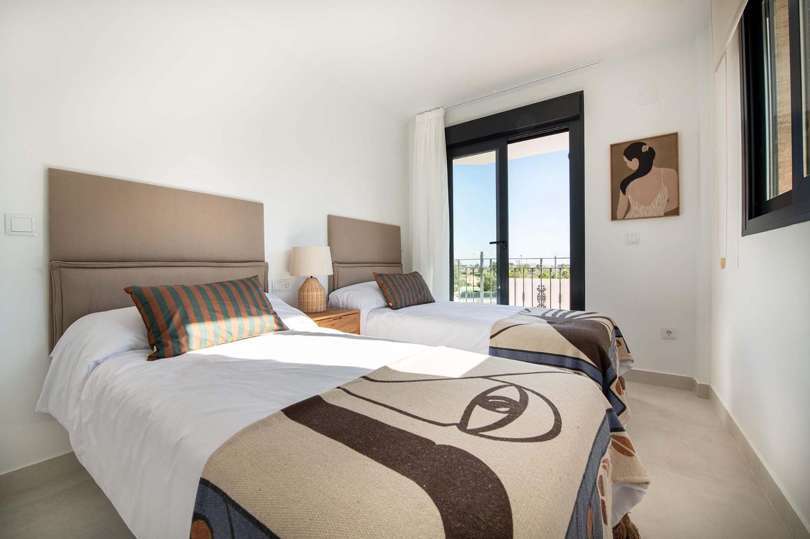 Chalet de 3 habitaciones en Cox en venta con garaje - 255.000 € (Ref: 9548280)