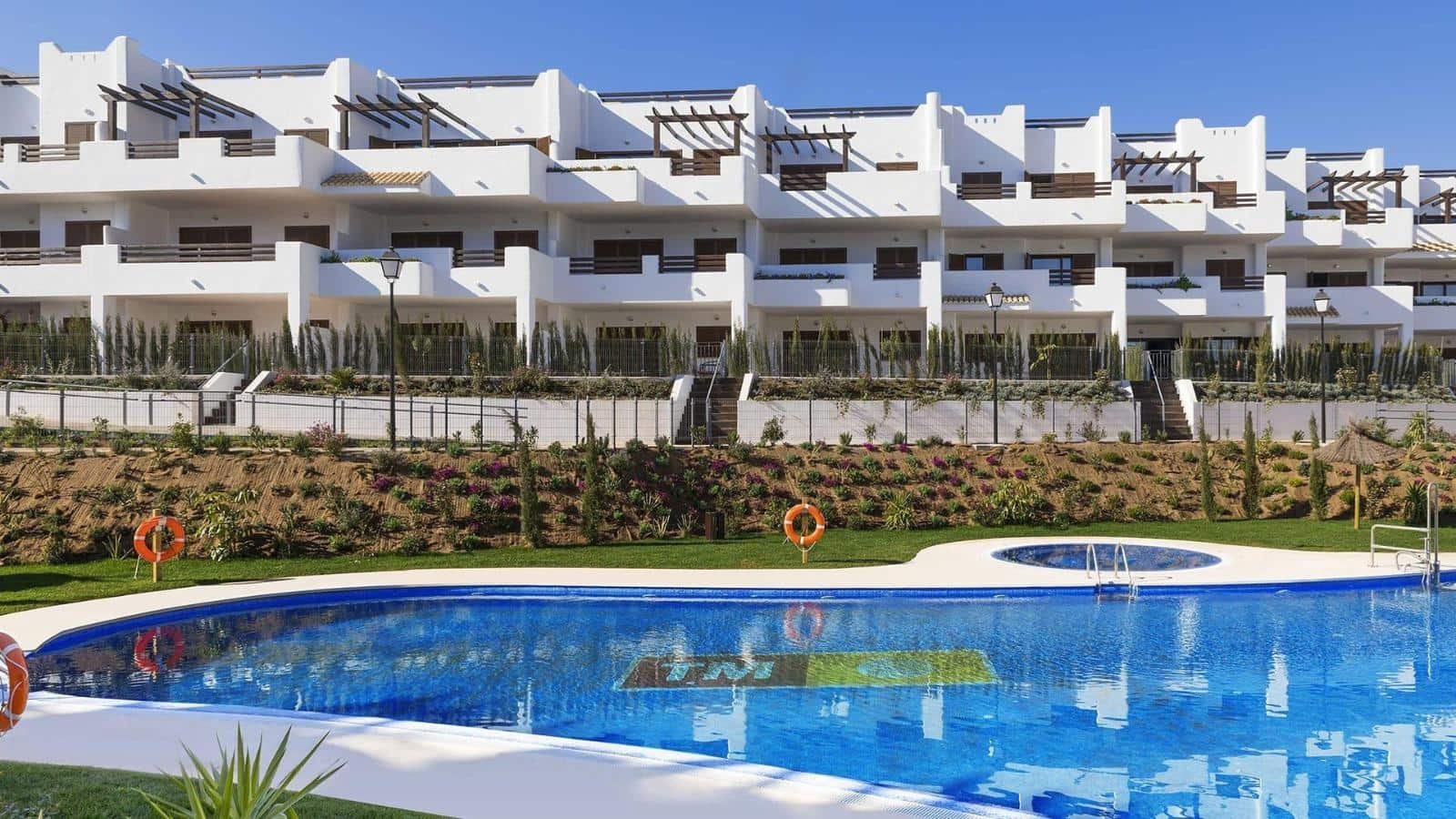 2 sypialnia Apartament przy plaży na sprzedaż w San Juan de los Terreros z basenem garażem - 215 000 € (Ref: 9645093)