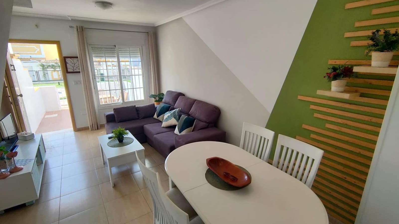 2 quarto Moradia em Banda para arrendar em San Juan de los Terreros com piscina - 700 € (Ref: 9677538)