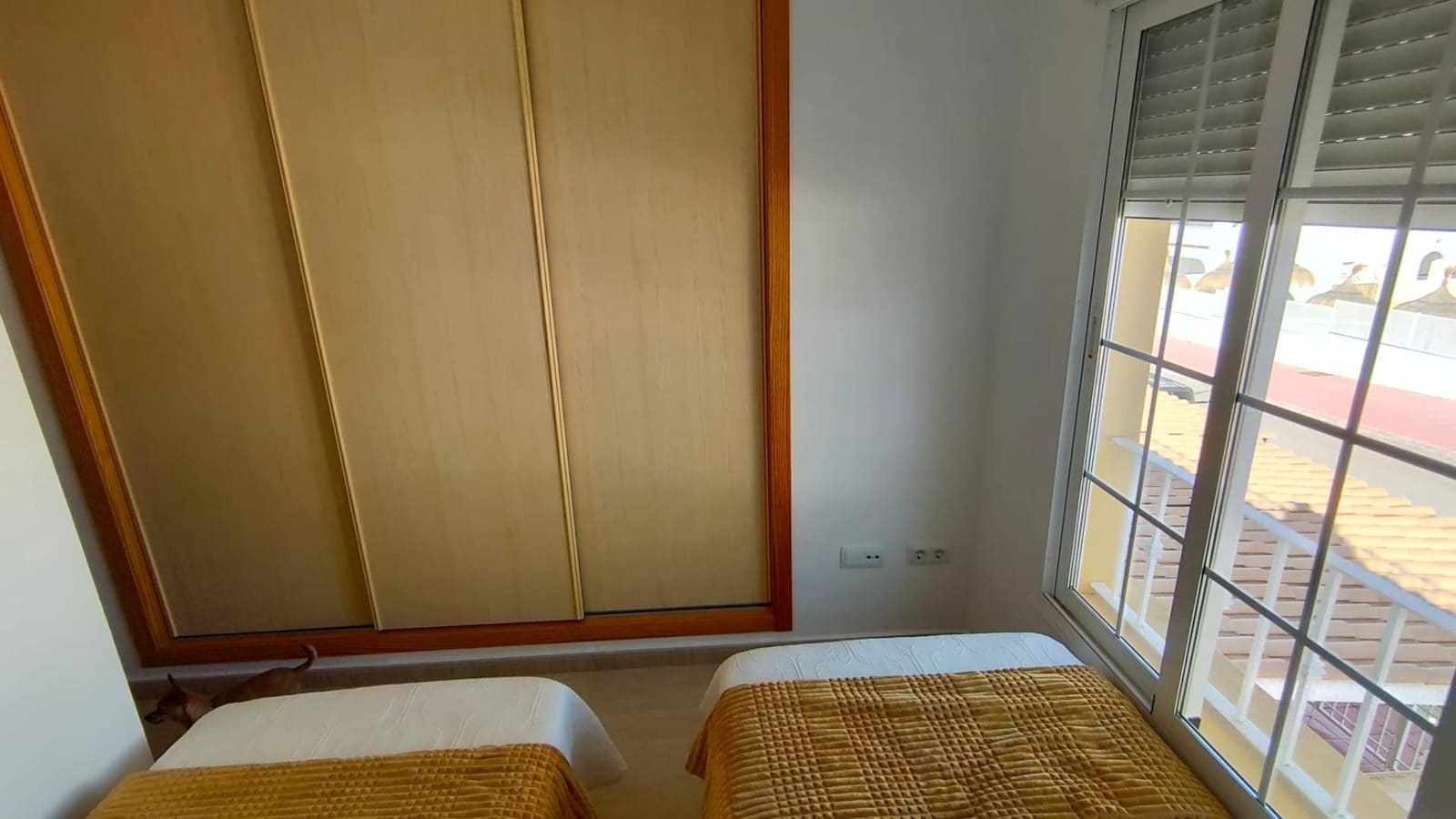 2 quarto Moradia em Banda para arrendar em San Juan de los Terreros com piscina - 700 € (Ref: 9677538)