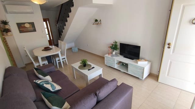 2 quarto Moradia em Banda para arrendar em San Juan de los Terreros, Pulpí com piscina - 700 € (Ref: 9677538)