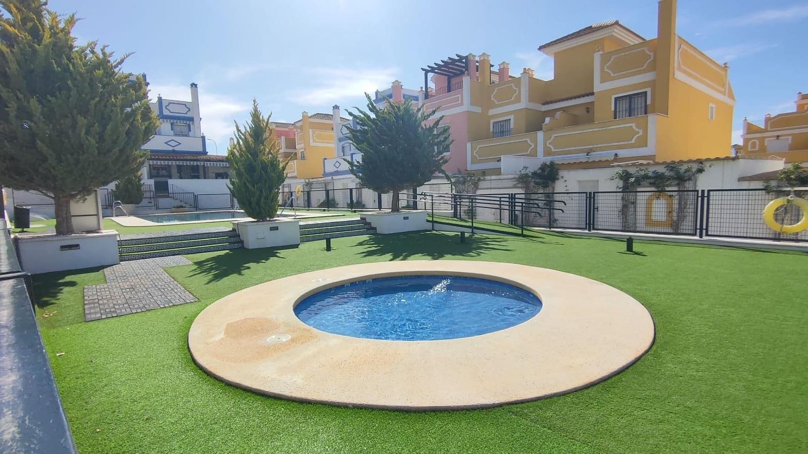 2 quarto Moradia em Banda para arrendar em San Juan de los Terreros com piscina - 700 € (Ref: 9677538)