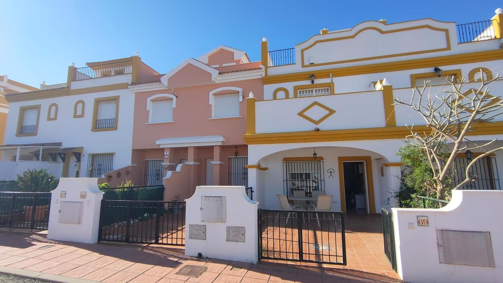 3 soveværelse Rækkehus til salg i San Juan de los Terreros med swimmingpool - € 229.900 (Ref: 9690658)