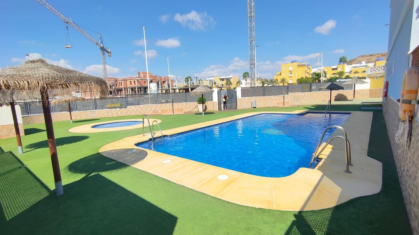 3 soveværelse Rækkehus til salg i San Juan de los Terreros med swimmingpool - € 229.900 (Ref: 9690658)