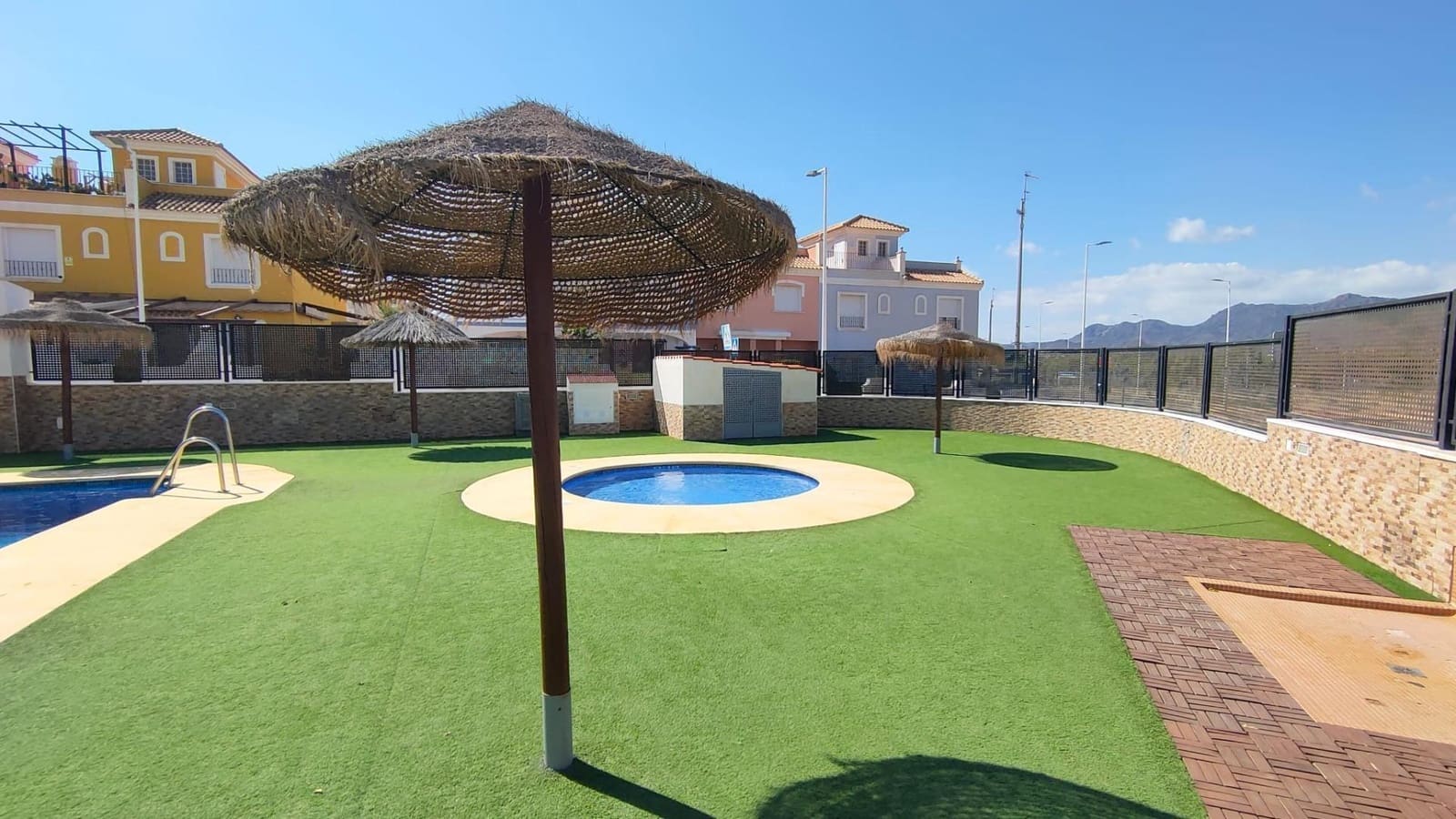 3 soveværelse Rækkehus til salg i San Juan de los Terreros med swimmingpool - € 229.900 (Ref: 9690658)