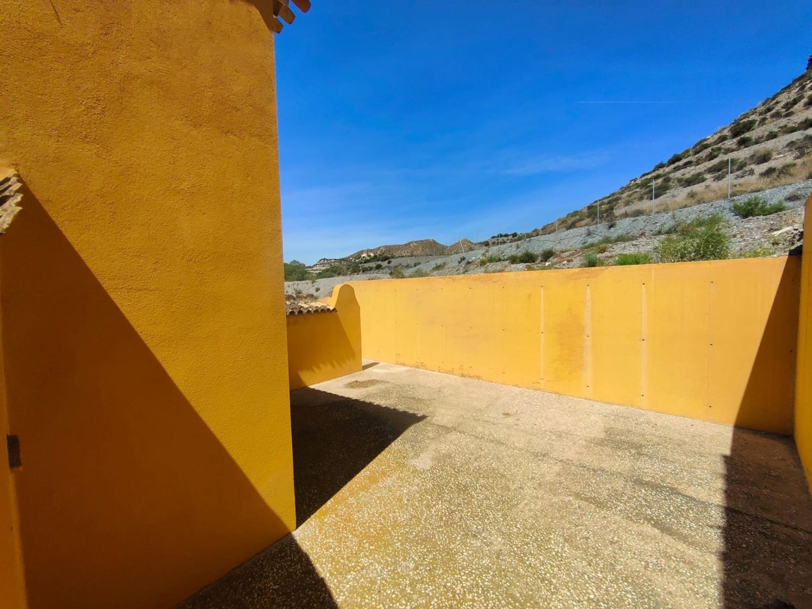 3 slaapkamer Finca/Landhuis te koop in Aguilas met garage - € 800.000 (Ref: 9797406)