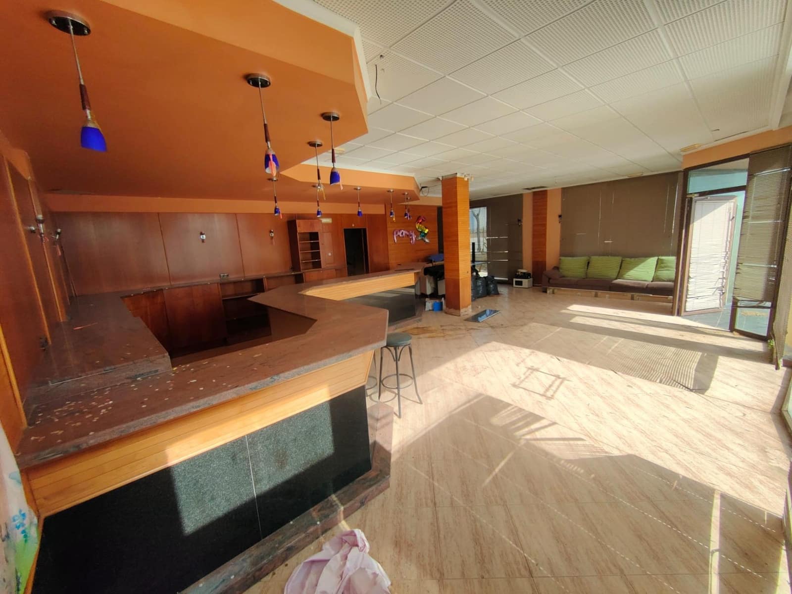 Kommersiell till salu i Ramonete med garage - 299 900 € (Ref: 9815882)