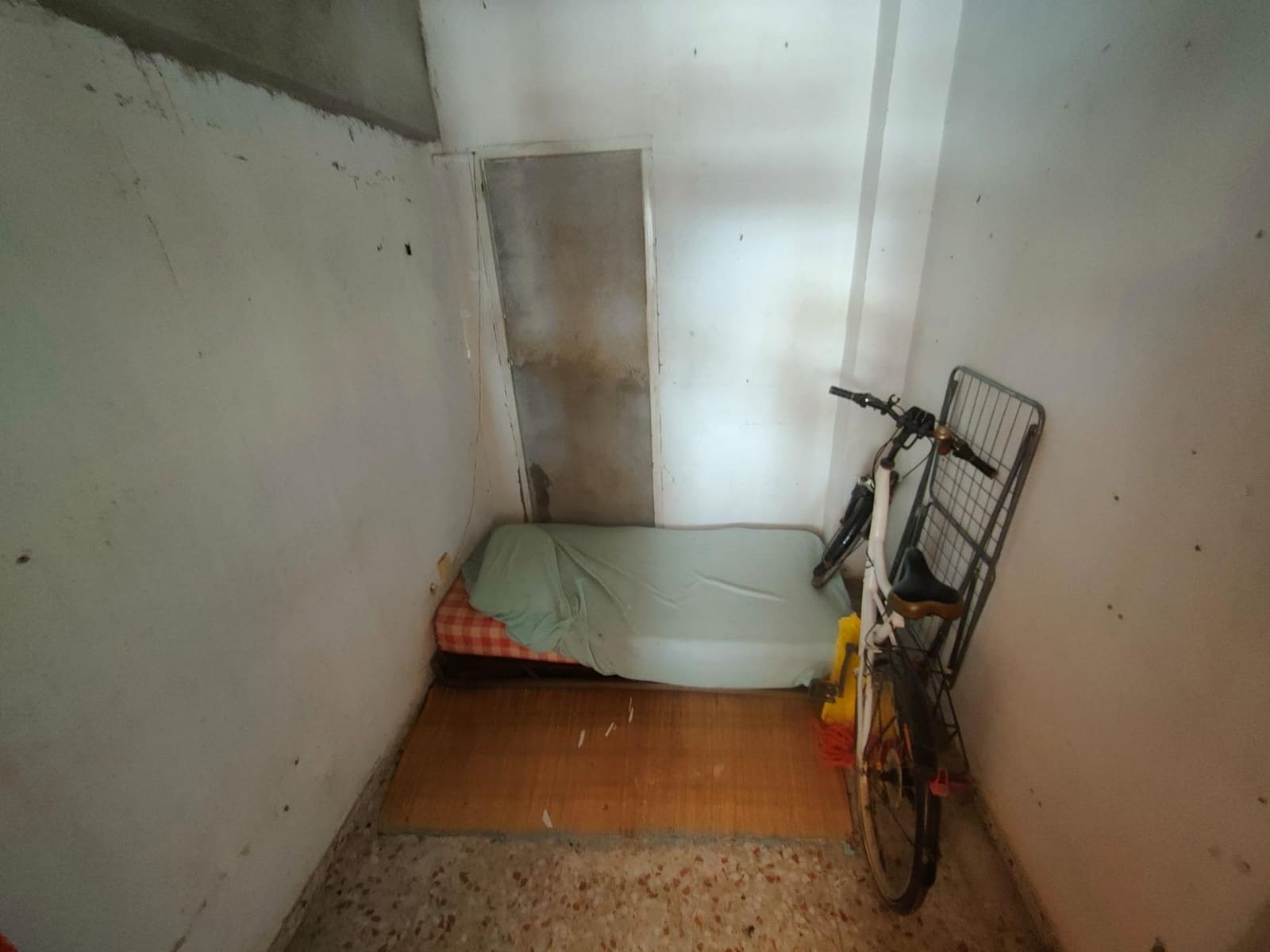 Kommersiell till salu i Ramonete med garage - 299 900 € (Ref: 9815882)