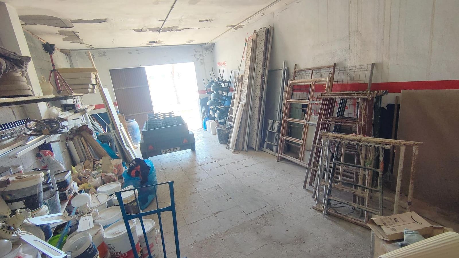 Kommersiell till salu i Ramonete med garage - 299 900 € (Ref: 9815882)