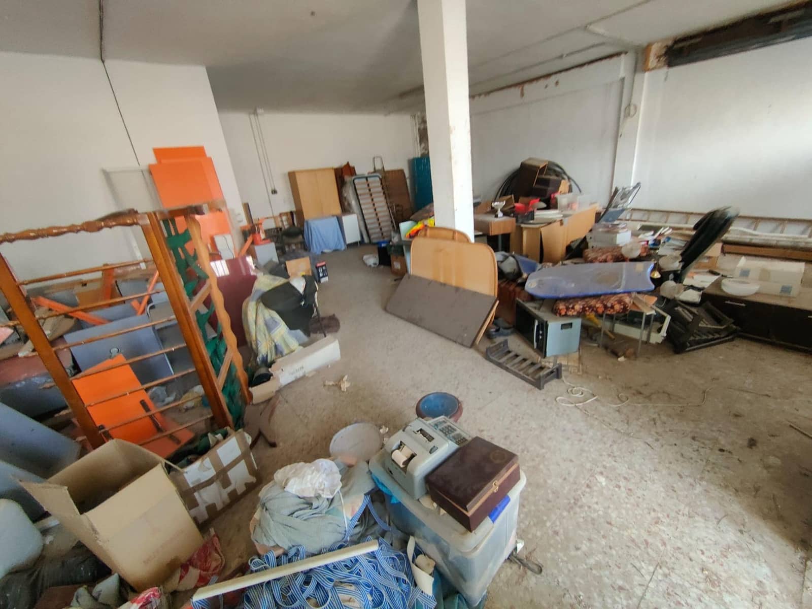 Kommersiell till salu i Ramonete med garage - 299 900 € (Ref: 9815882)