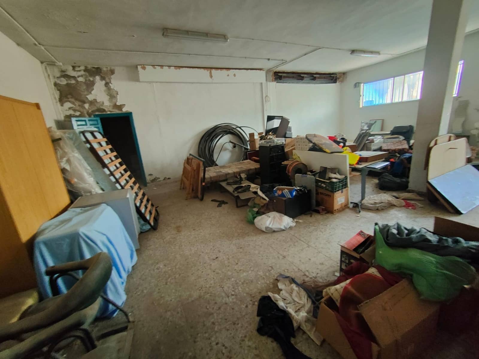 Commercial for sale in Ramonete with garage - € 299,900 (Ref: 9815882)