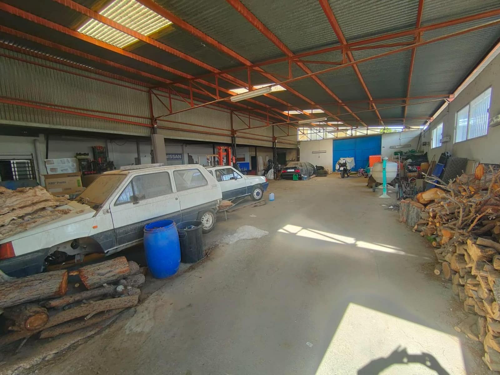 Commercial for sale in Ramonete with garage - € 299,900 (Ref: 9815882)