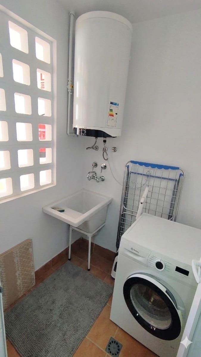 1 soverom Leilighet til salgs i San Juan de los Terreros med svømmebasseng garasje - € 135 000 (Ref: 9843432)