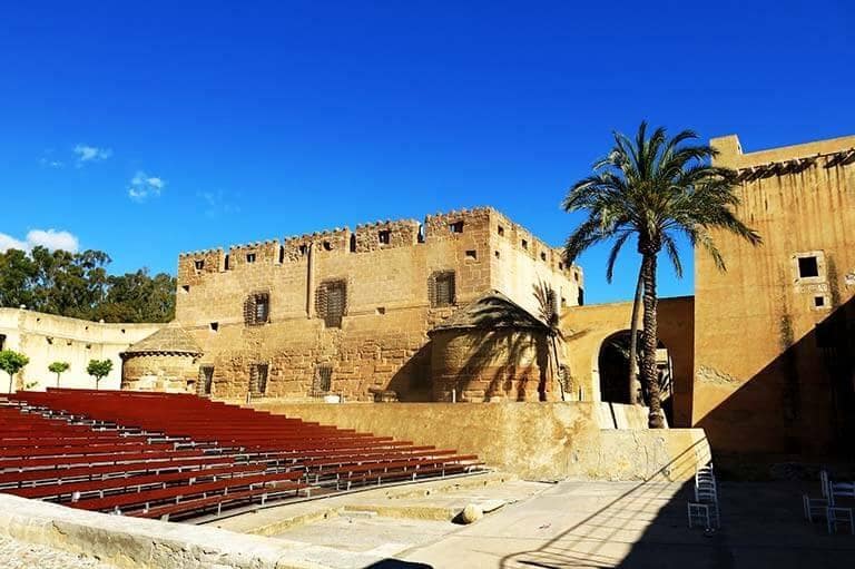 Casa de 5 habitaciones en Cuevas del Almanzora en venta - 190.000 € (Ref: 9896368)