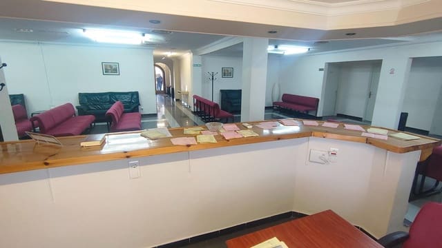 Erhverv til salg i Cuevas del Almanzora - € 490.000 (Ref: 9965326)