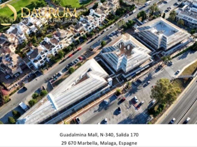 Erhverv til salg i San Pedro de Alcantara - € 305.000 (Ref: 8570836)