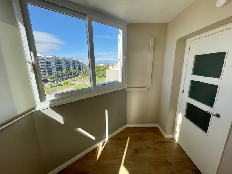 3 bedroom Flat for sale in Carretera de Cadiz, Málaga city with pool