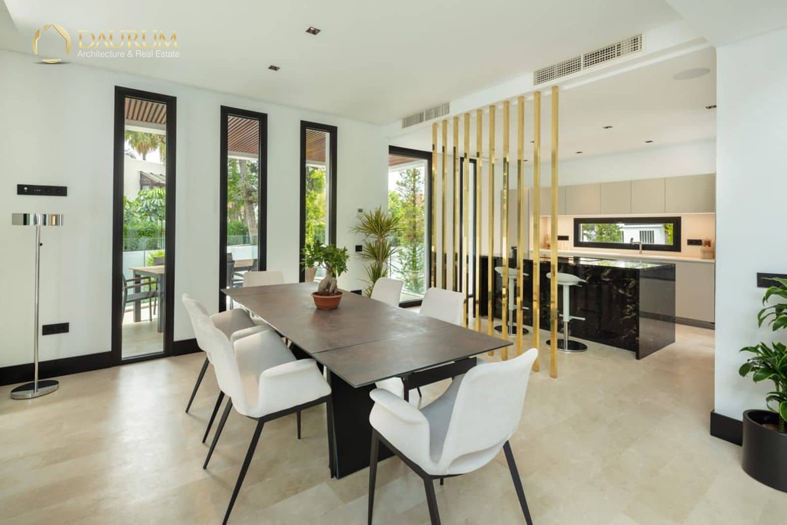 5 soverom Villa til salgs i Marbella med svømmebasseng garasje - € 4 995 000 (Ref: 9299012)