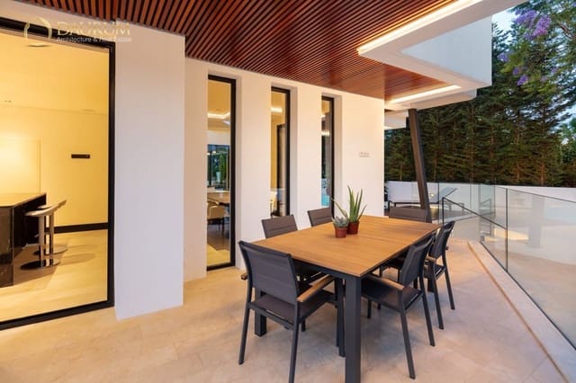 5 soverom Villa til salgs i La Carolina - Guadalpín, Marbella med svømmebasseng garasje - € 4 995 000 (Ref: 9299012)