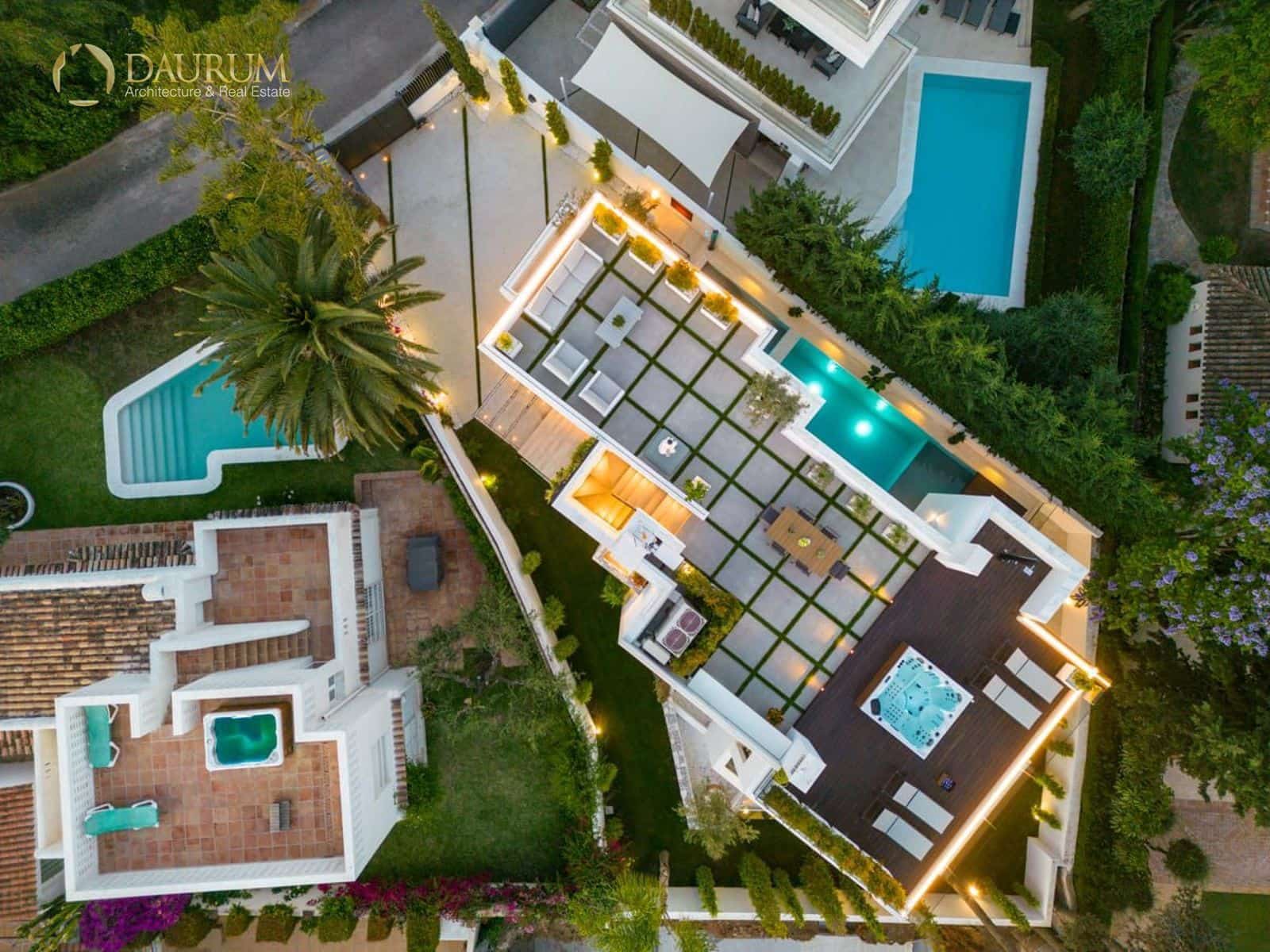 5 soverom Villa til salgs i Marbella med svømmebasseng garasje - € 4 995 000 (Ref: 9299012)