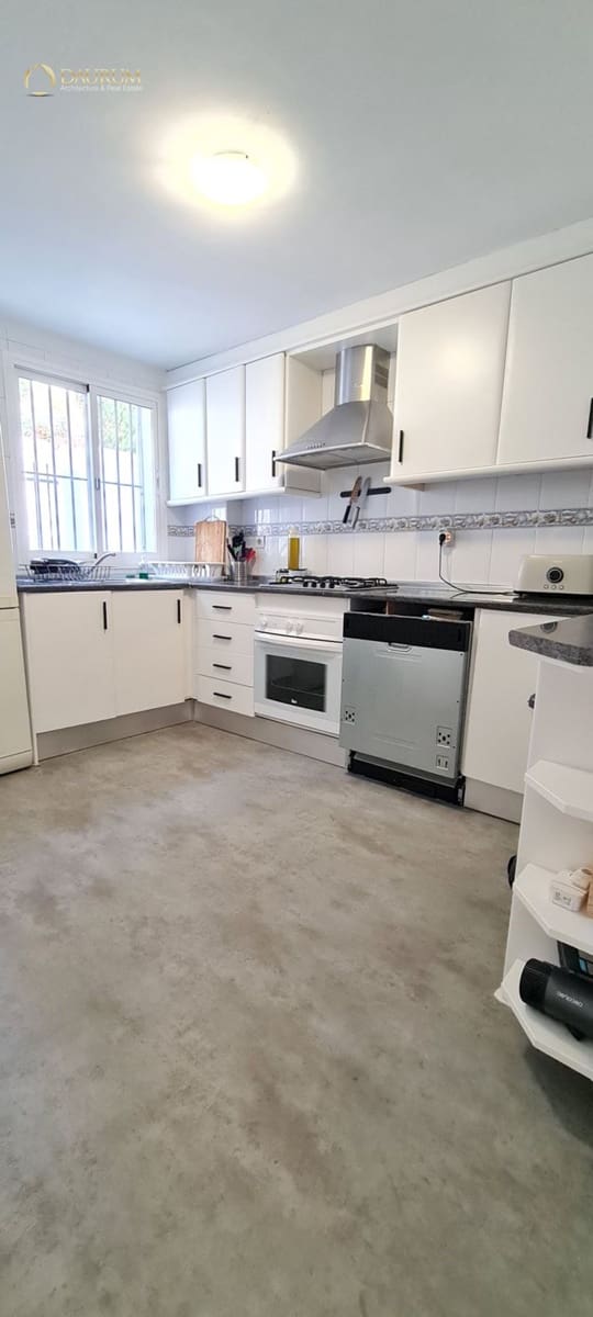 4 soveværelse Byhus til salg i Arroyo de la Miel med swimmingpool garage - € 419.000 (Ref: 9328656)