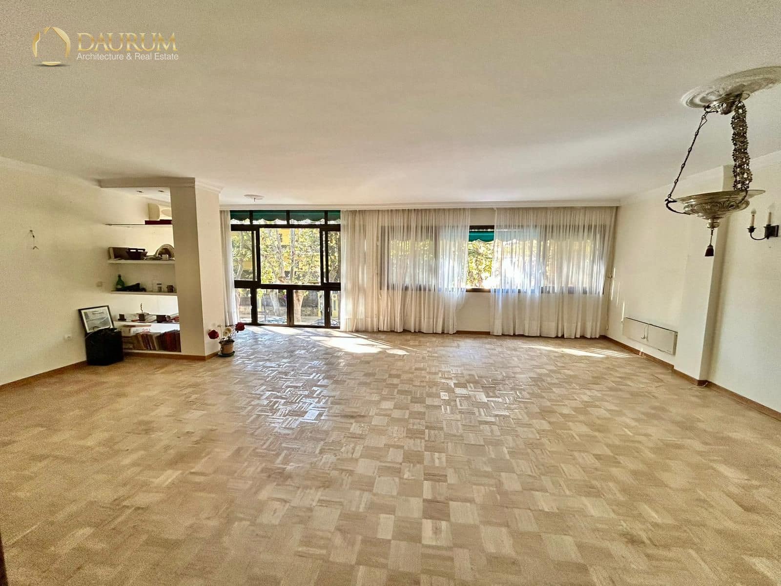 5 makuuhuone Asunto myytävänä paikassa Malaga kaupunki mukana 
autotalli - 875 000 € (Ref: 9332839)