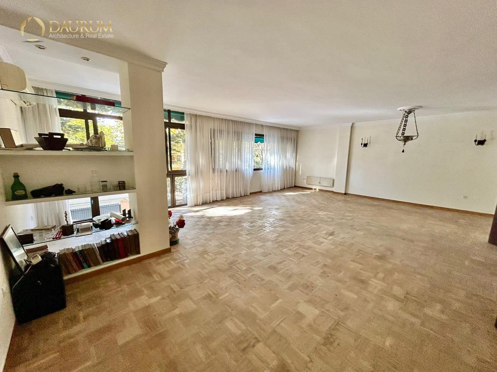 5 makuuhuone Asunto myytävänä paikassa Malaga kaupunki mukana 
autotalli - 875 000 € (Ref: 9332839)