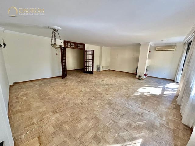 5 makuuhuone Asunto myytävänä paikassa El Limonar, Málaga kaupunki mukana 
autotalli - 875 000 € (Ref: 9332839)