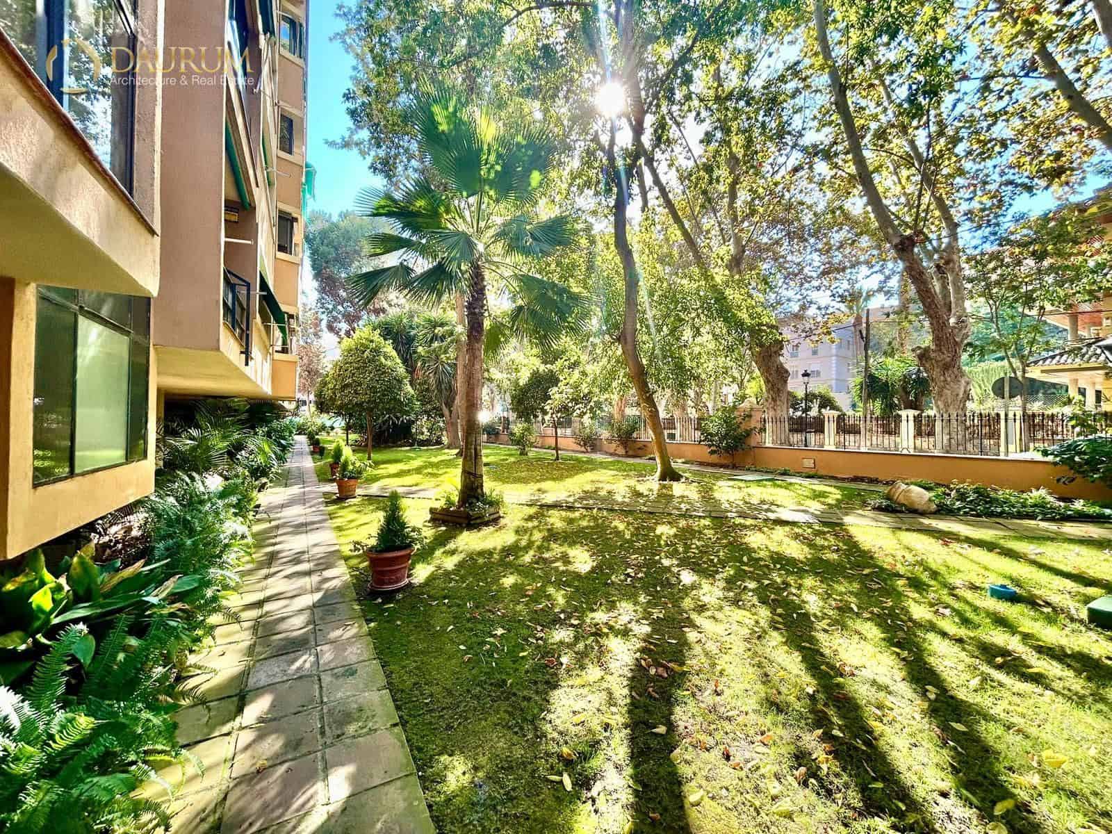 5 makuuhuone Asunto myytävänä paikassa Malaga kaupunki mukana 
autotalli - 875 000 € (Ref: 9332839)