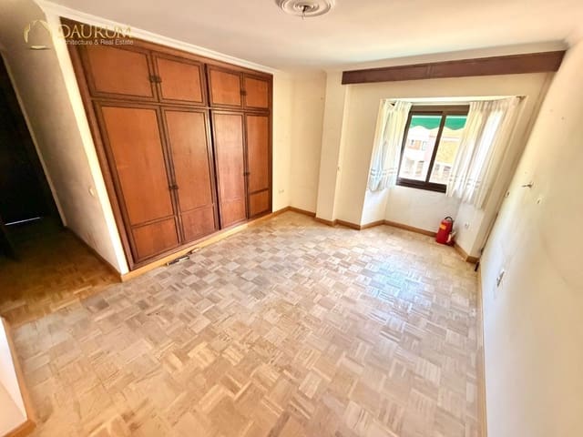 5 makuuhuone Asunto myytävänä paikassa El Limonar, Málaga kaupunki mukana 
autotalli - 875 000 € (Ref: 9332839)