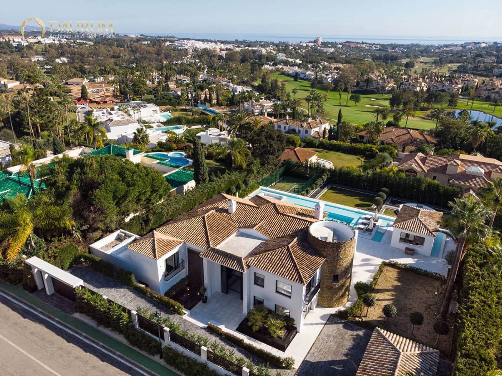 5 soverom Villa til salgs i Nueva Andalucia med svømmebasseng garasje - € 10 950 000 (Ref: 9332841)